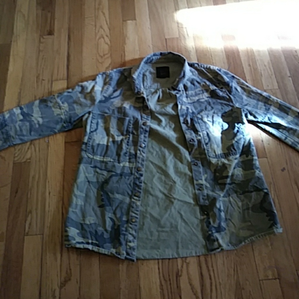 Forever 21 camo jacket